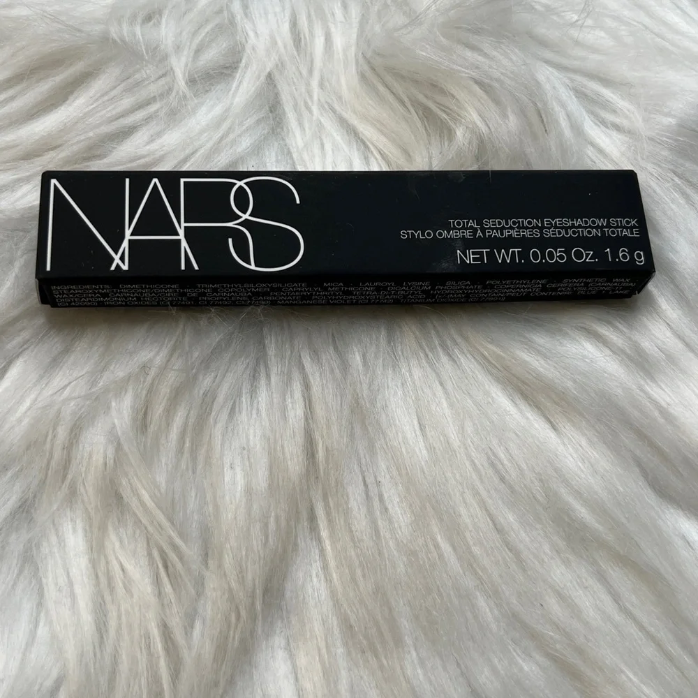 NARS Seduction Eyeshadow Stick - Color Rebellion